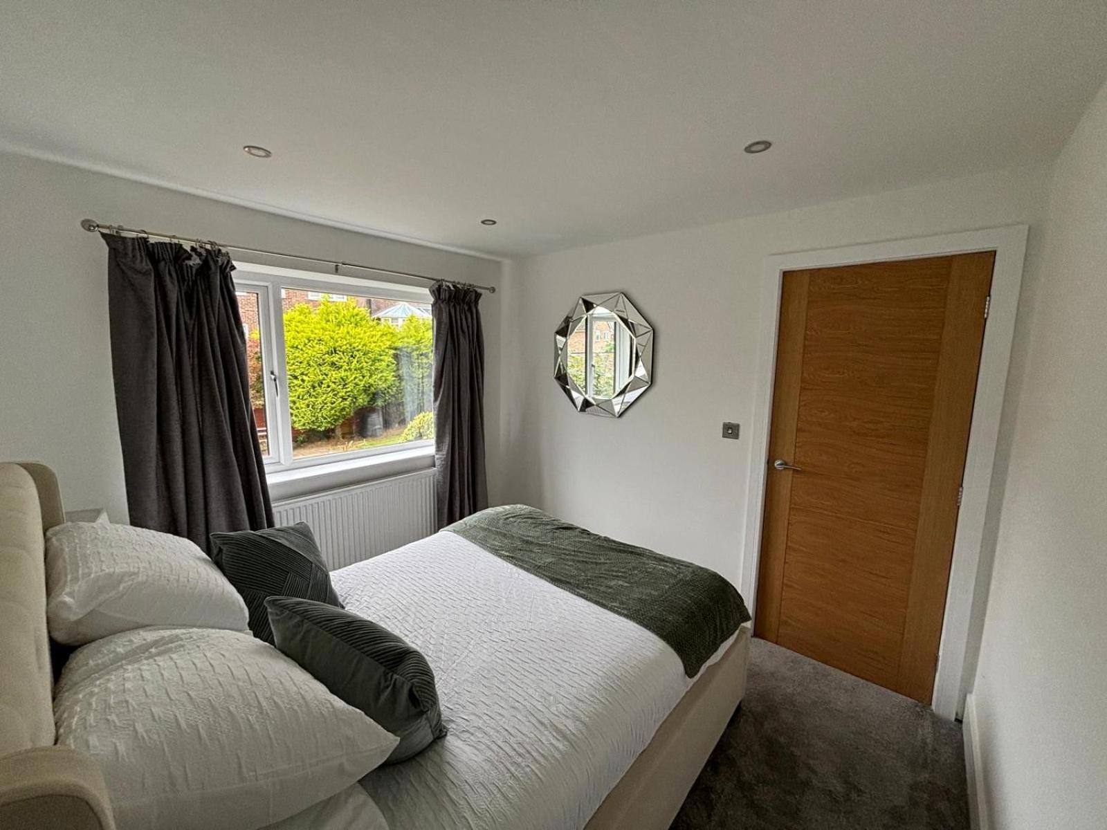 Newly Refurbished Tor View Executive Dormer Bungalow Rossendale Haslingden Exterior photo